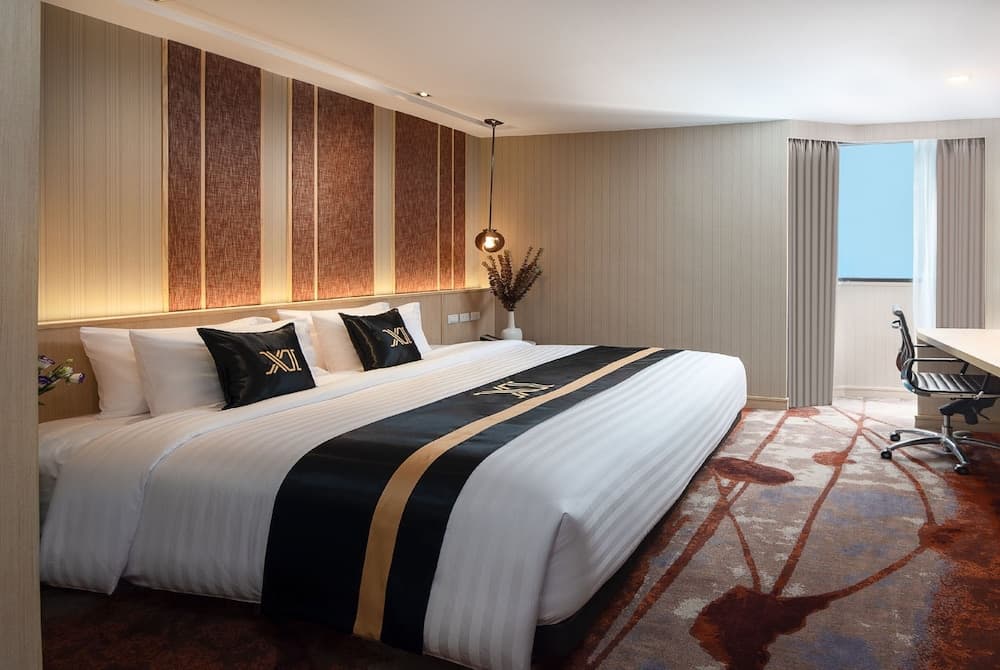 Eleven Hotel Bangkok — 18
