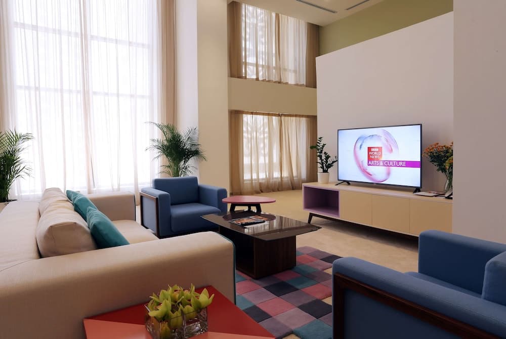 Ramada Hotel and Suites by Wyndham Dubai JBR — 14
