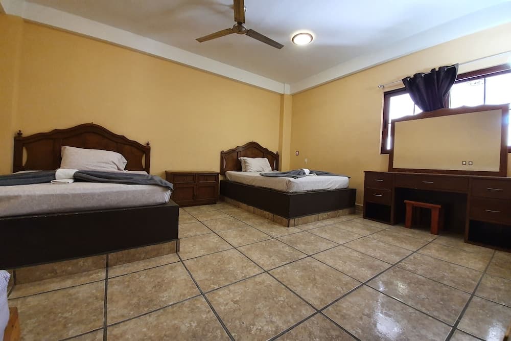 Hotel Colonos By Rotamundos — 9