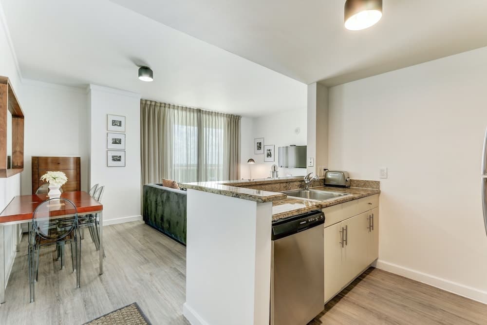 iCoconutGrove Vacation Rentals — 24