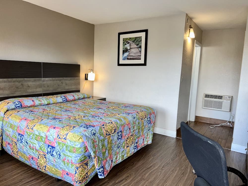 Americas Best Inn and Suites Fort Lauderdale North — 7