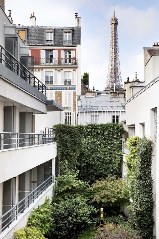 Les Jardins d'Eiffel — 2