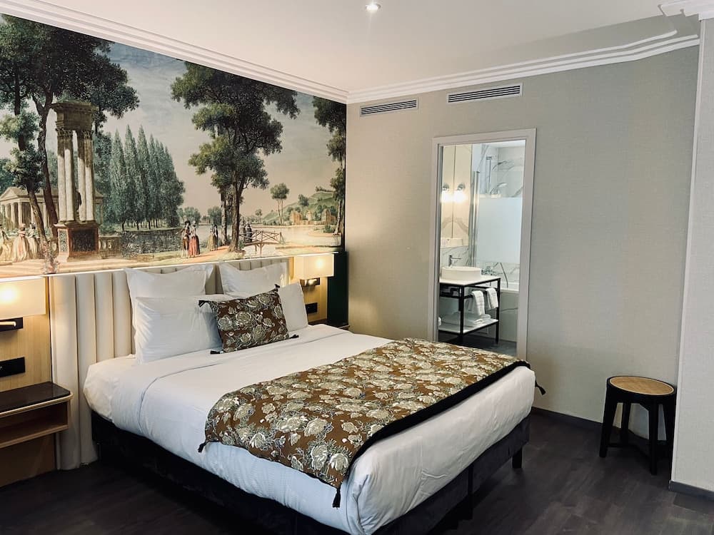 Hotel Tourisme Avenue — 28