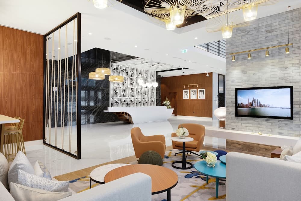Adagio Premium The Palm — 7