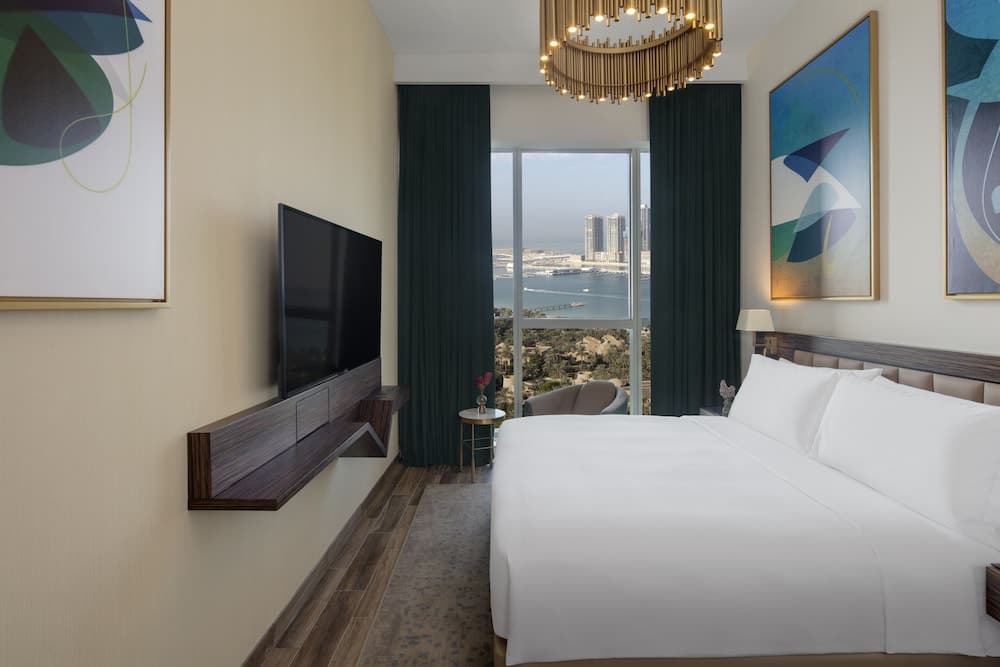 Avani+ Palm View Dubai Hotel & Suites — 23