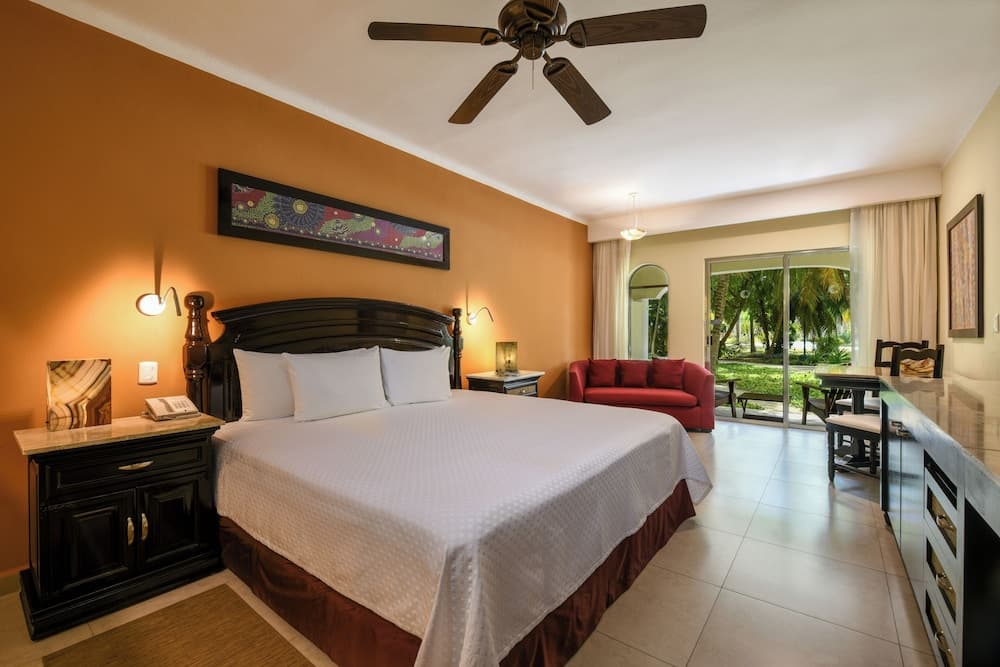 El Dorado Royale, Catamaran, Cenote, All & More Inclusive Adults Only — 23