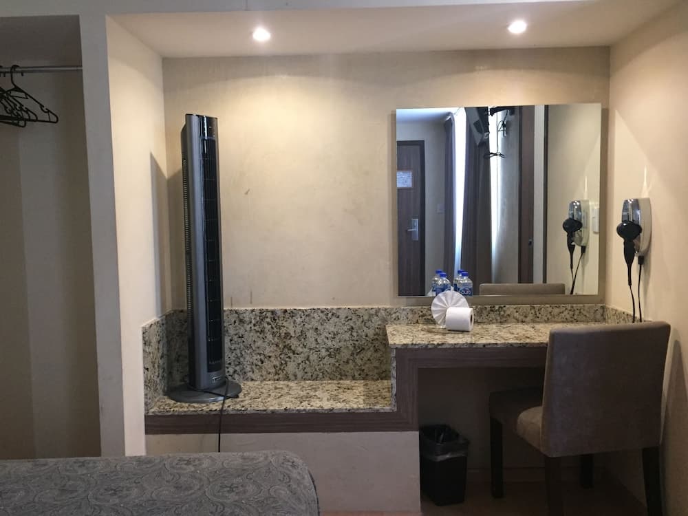 Hotel Castropol — 8