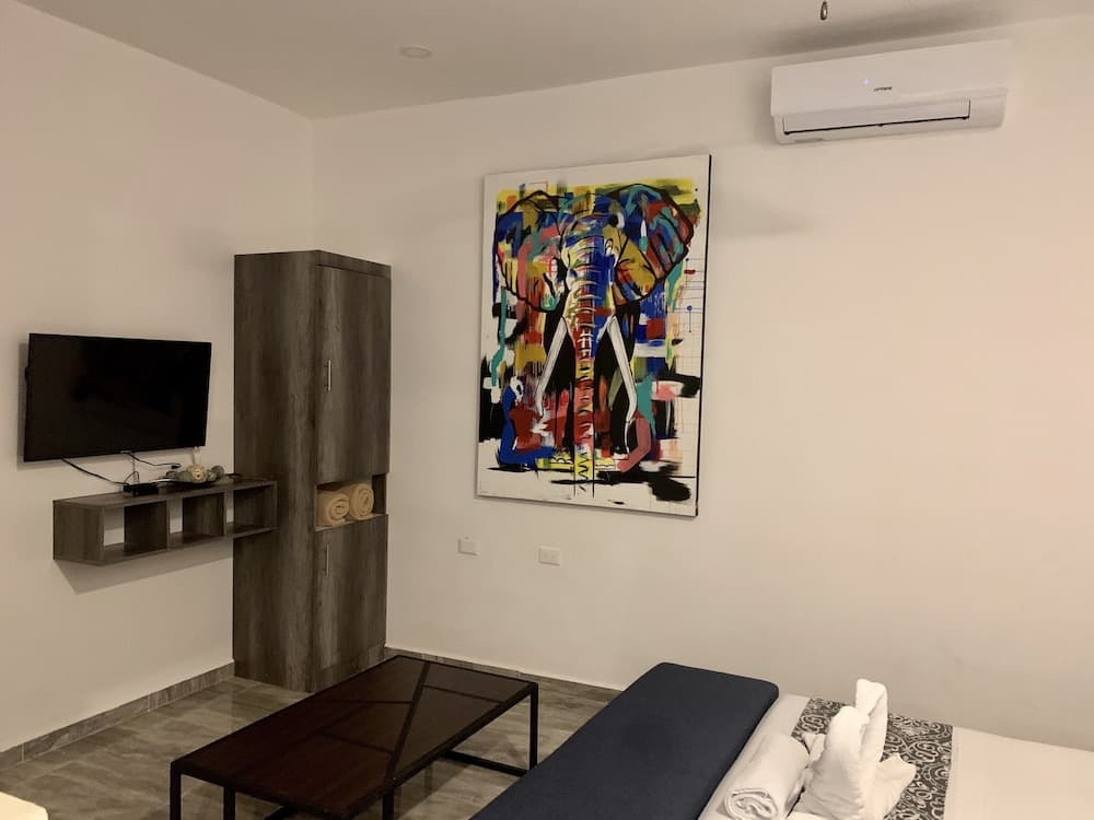 SILVERSANDS Hotel Boutique - 5Th Ave — 4