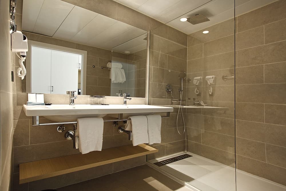 BG Hotel Caballero — 29