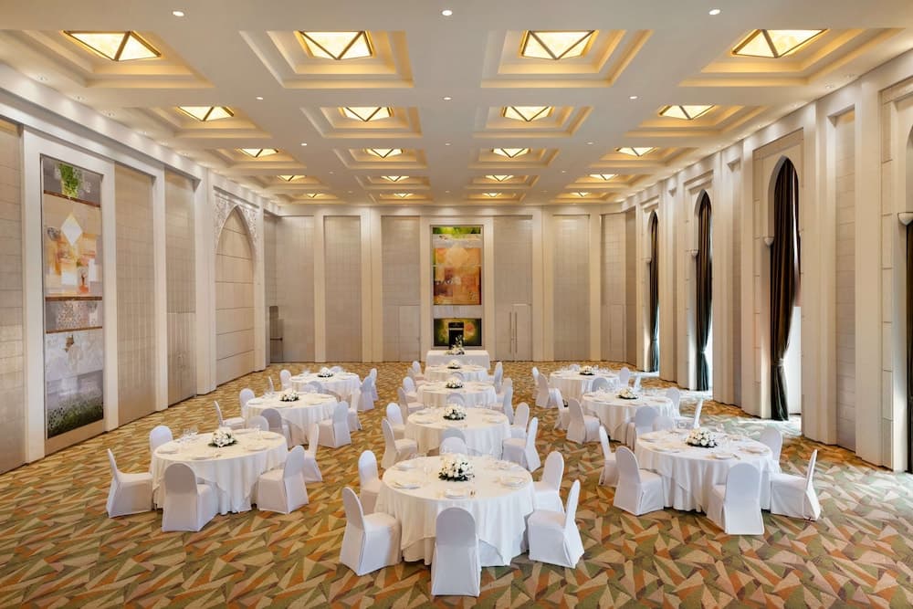 Shangri-La Dubai — 25