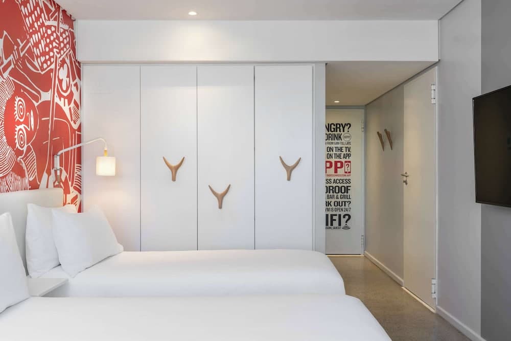 Radisson RED V&A Waterfront, Cape Town hotel, Silo 6, South Arm Road, V&A Waterfront, Cape Town, Western Cape, 8001, South Africa — photo 99