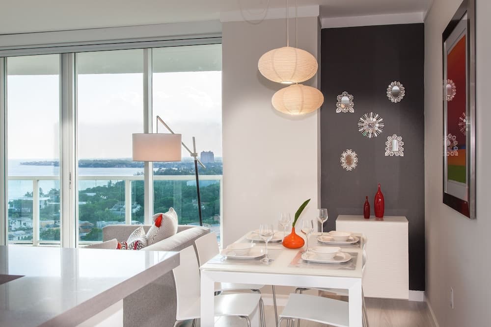 Miami Vacation Rentals - Coconut Grove — 8