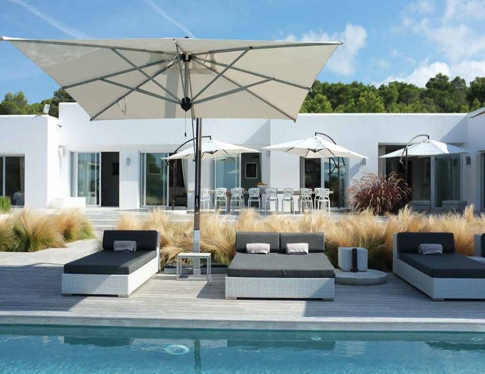 Wundervolle Villa Mit Blick — 17
