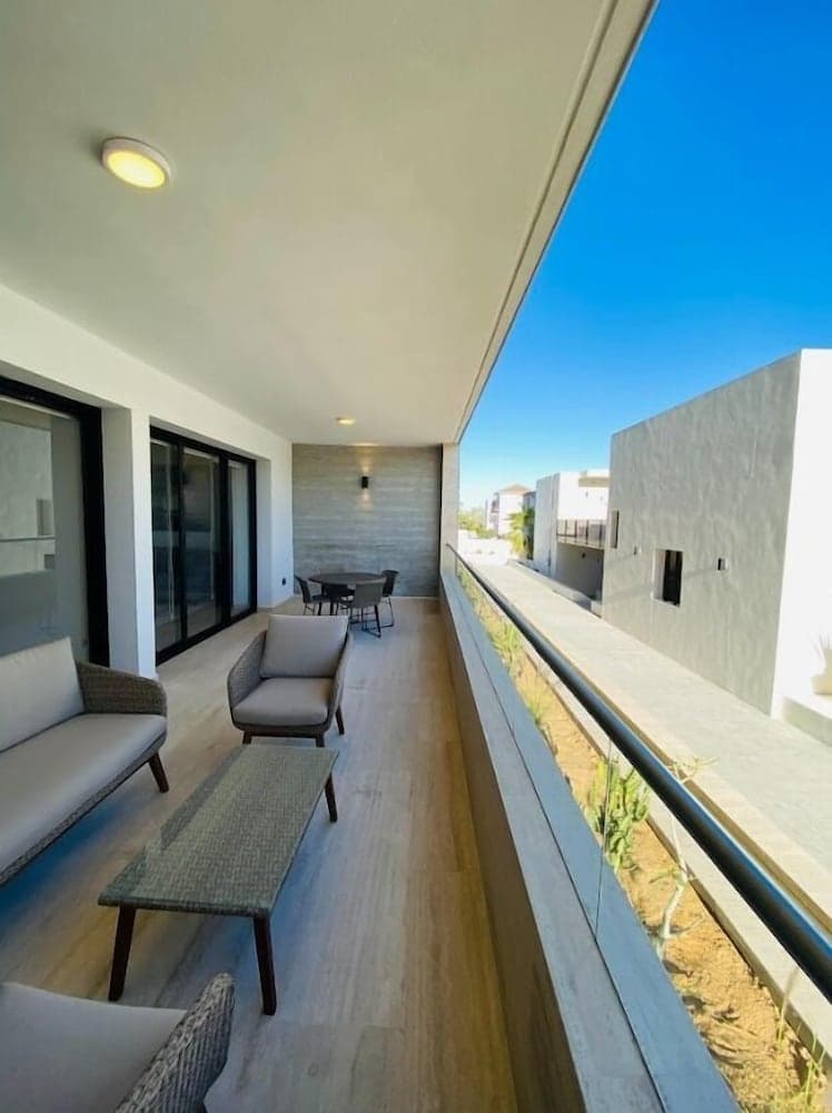 Marella Cabo — 10
