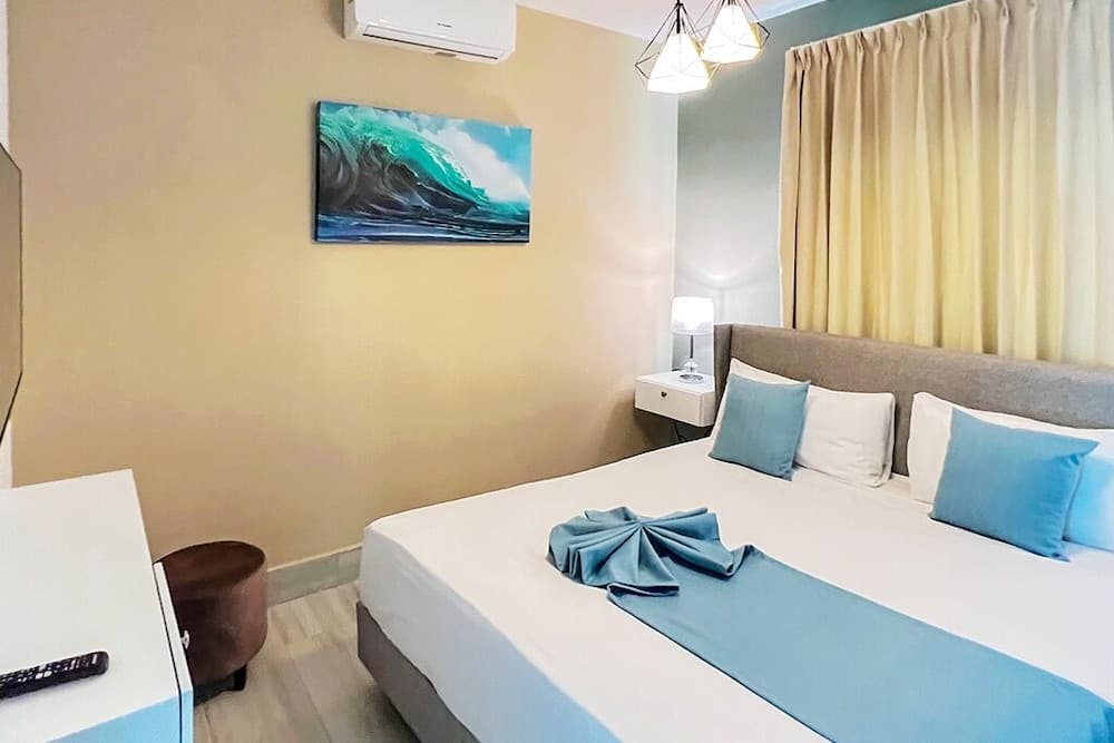 Playa Palmera Beach Resort — 8