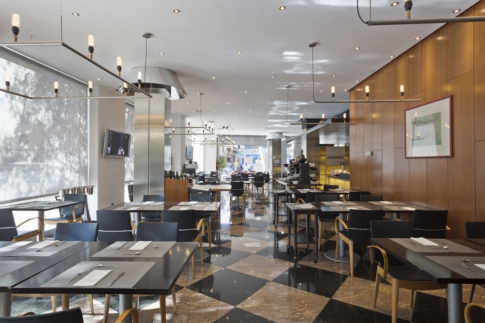 Hotel Abba Sants — 2