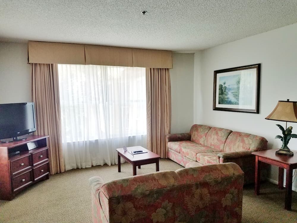 Parc Corniche Condominium Suite Hotel — 2