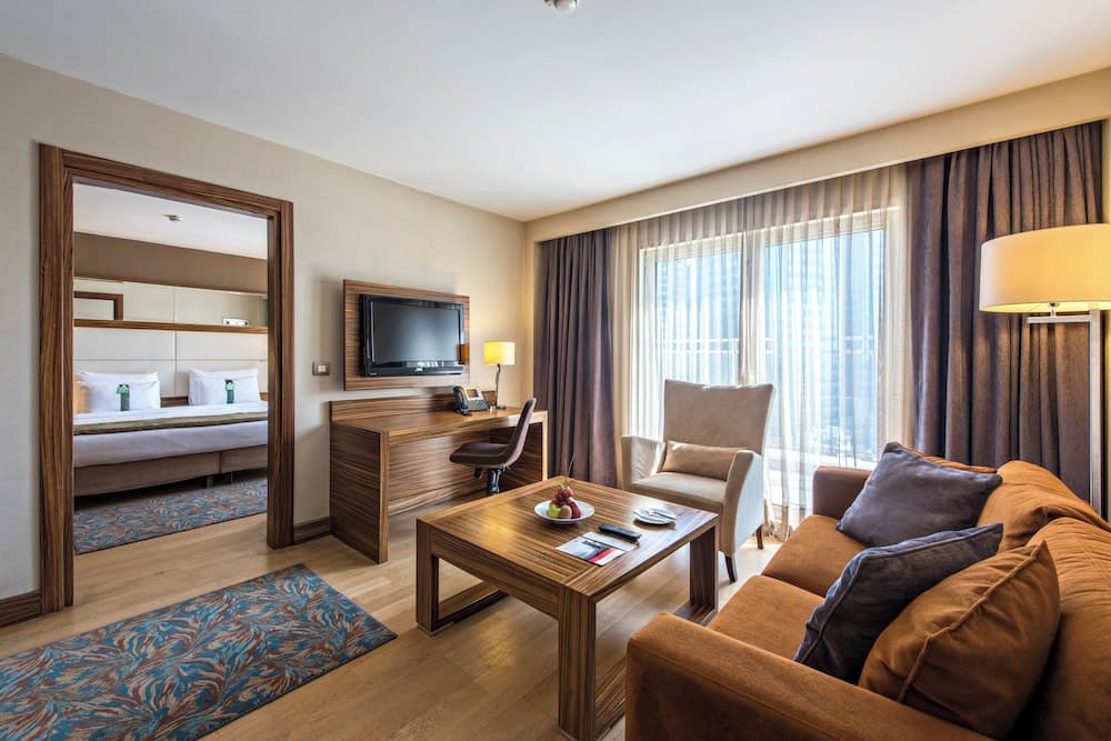 Holiday Inn Estambul Sisli by IHG — 20