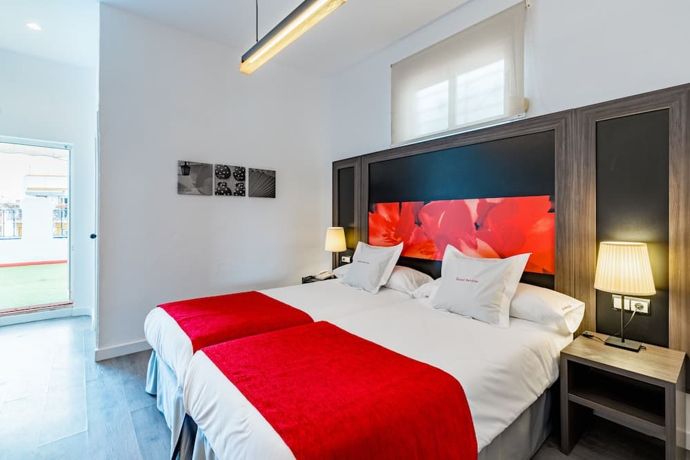 Hotel Sevilla — 12