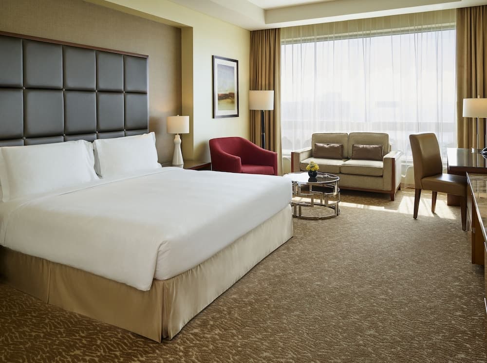 Swissotel Al Ghurair — 21