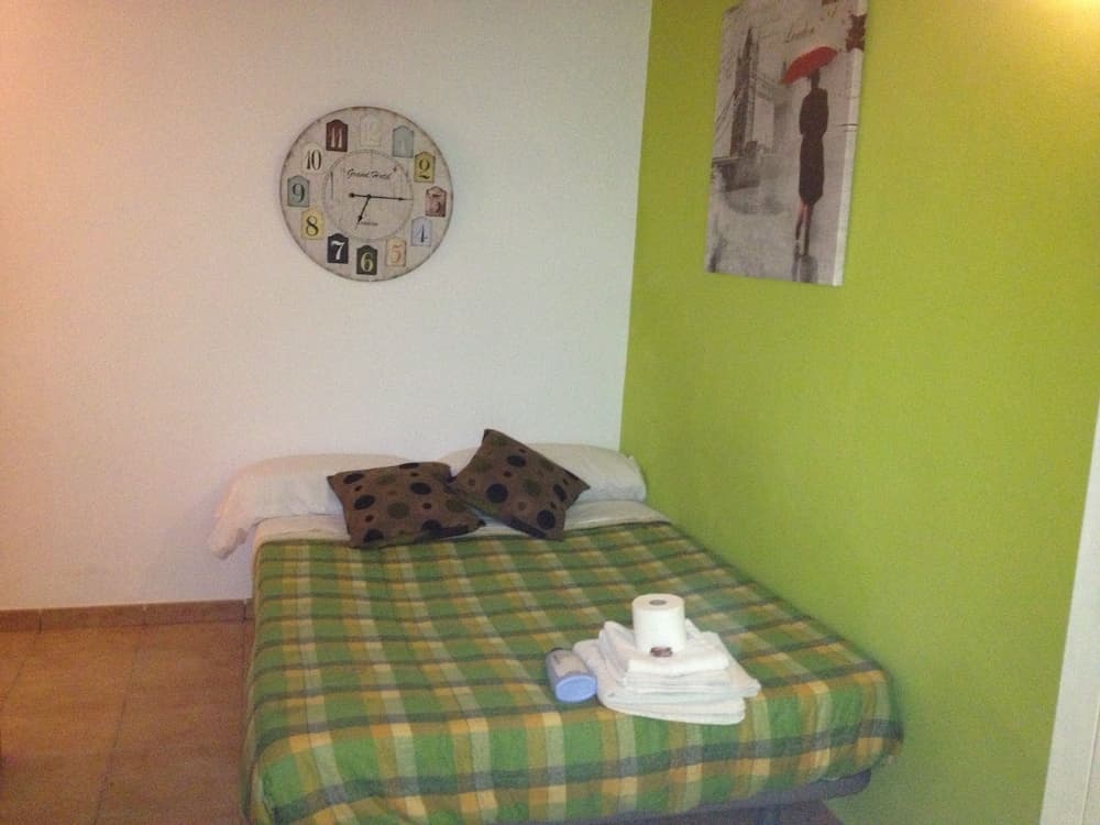 BHG Hostel Secar de la Real — 1