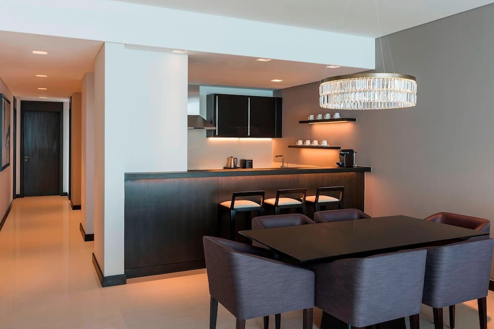 Sheraton Grand Hotel, Dubai — 15