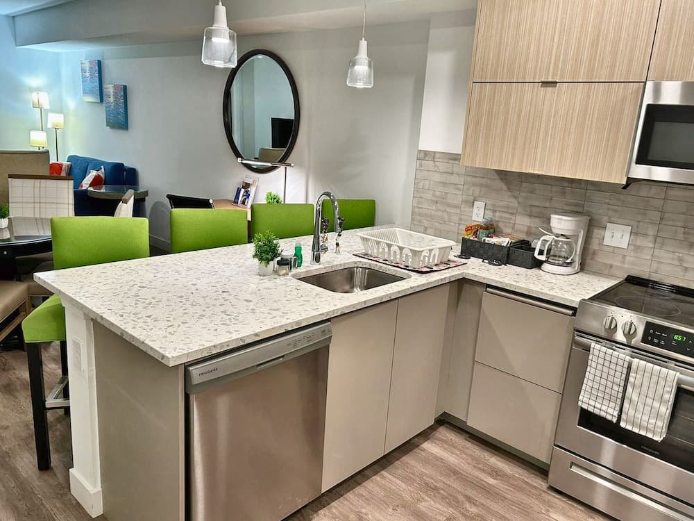 StaysPro - GORGEOUS Hollywood Living Los Angeles — 10