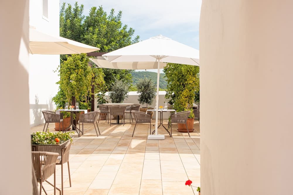 Safagell Ibiza Suites & Spa — 11