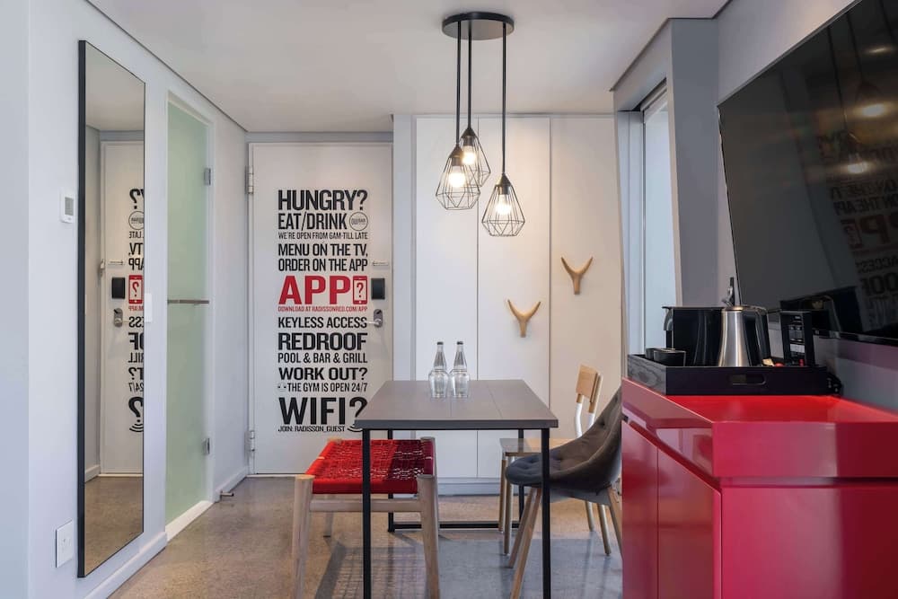 Radisson RED V&A Waterfront, Cape Town hotel, Silo 6, South Arm Road, V&A Waterfront, Cape Town, Western Cape, 8001, South Africa — photo 105