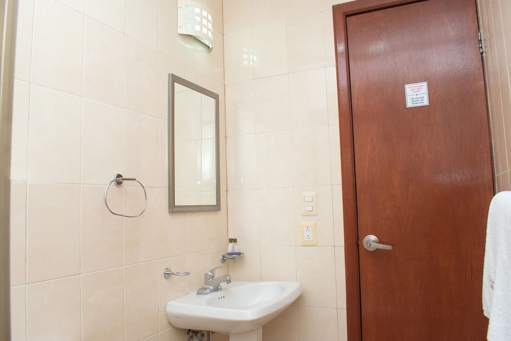 Terracaribe Hotel - In Cancun (Downtown Cancun) — 13