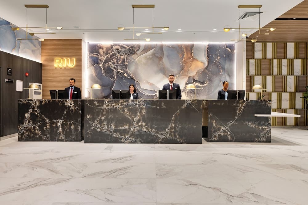 Hotel Riu Plaza London Victoria — 3