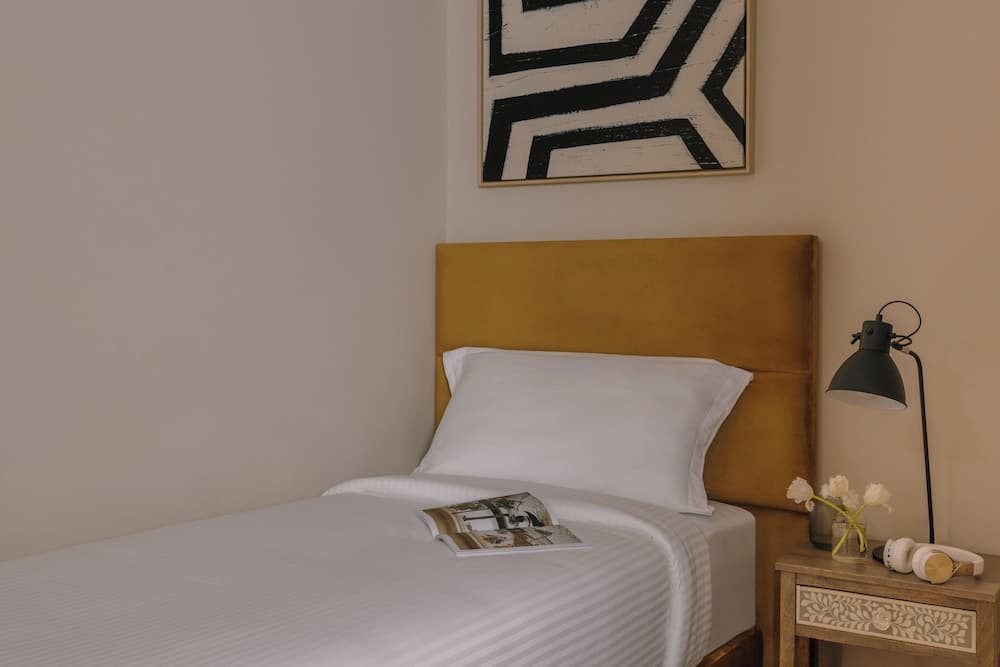 Sonder by Marriott Bonvoy JBR The Walk Apartments — 12