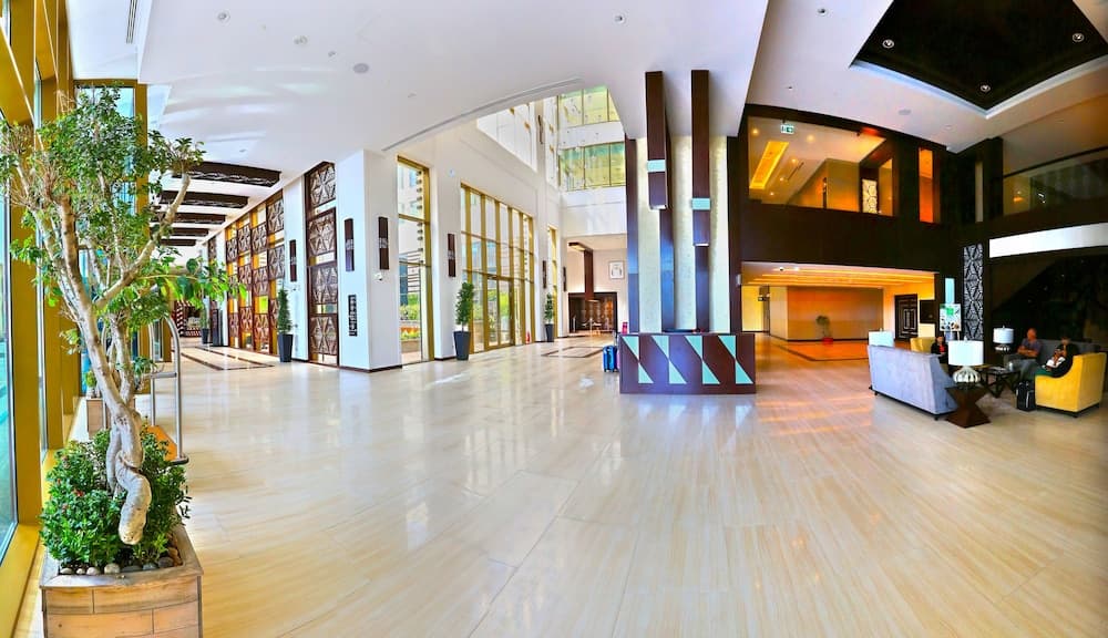 Metropolitan Hotel Dubai — 3