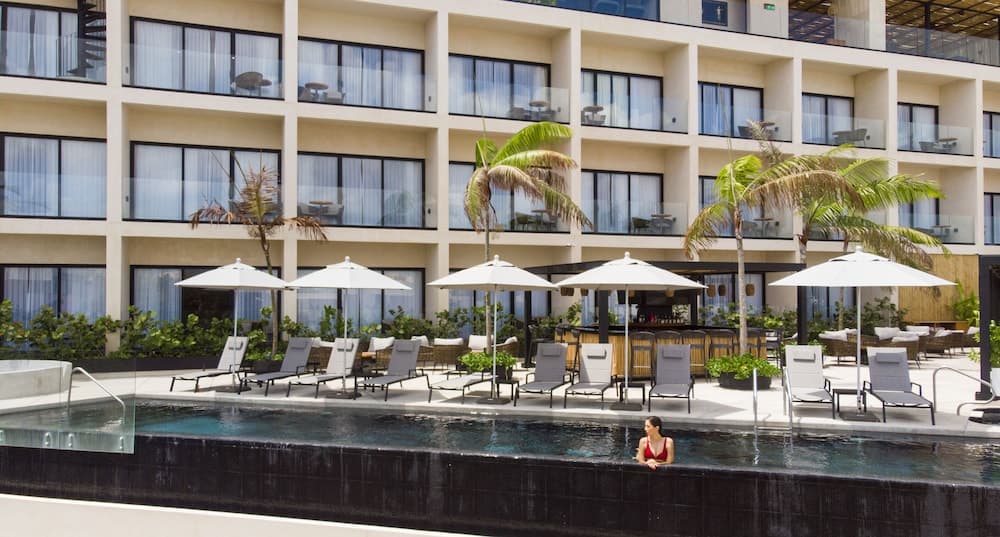 Colmena Cancún — 22