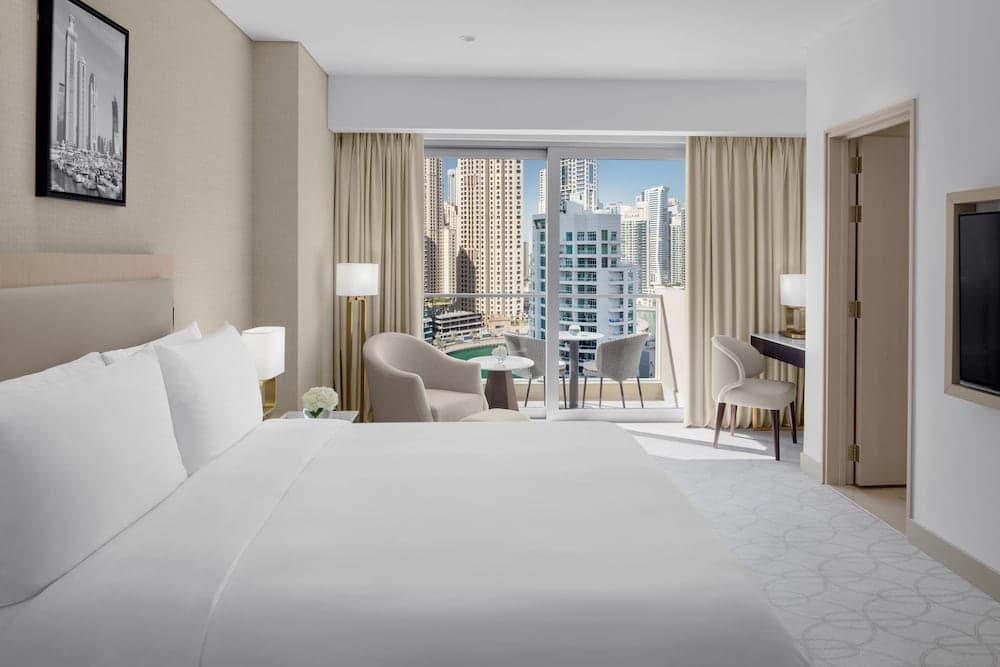 JW Marriott Hotel Marina — 4