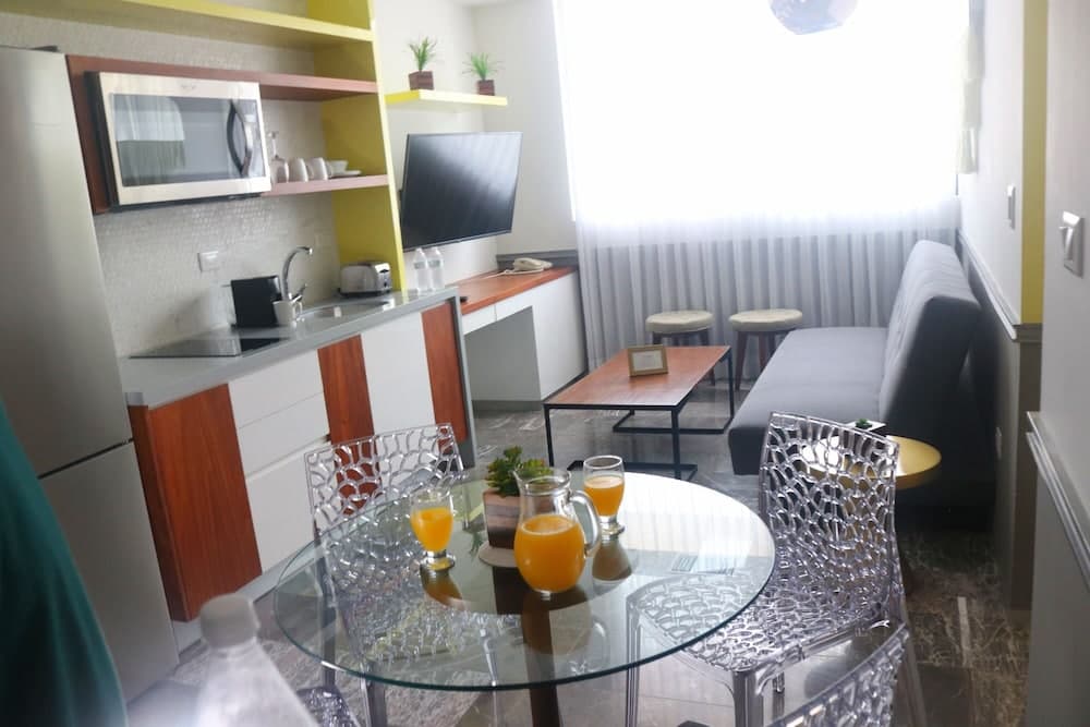 Singular Joy Vacation Rentals — 8