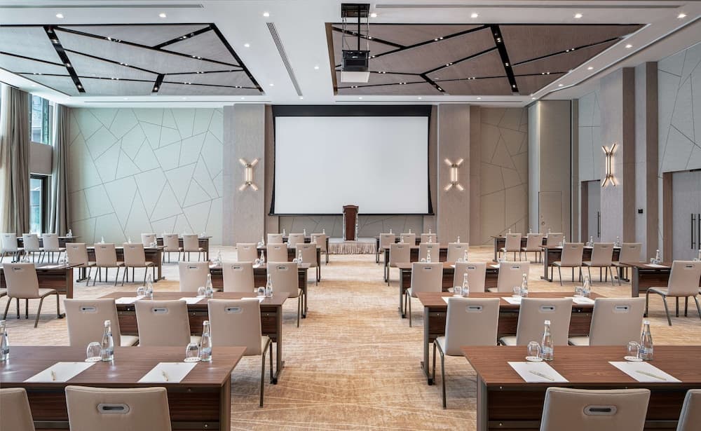 DoubleTree by Hilton Dubai M Square Hotel e Residenze — 29