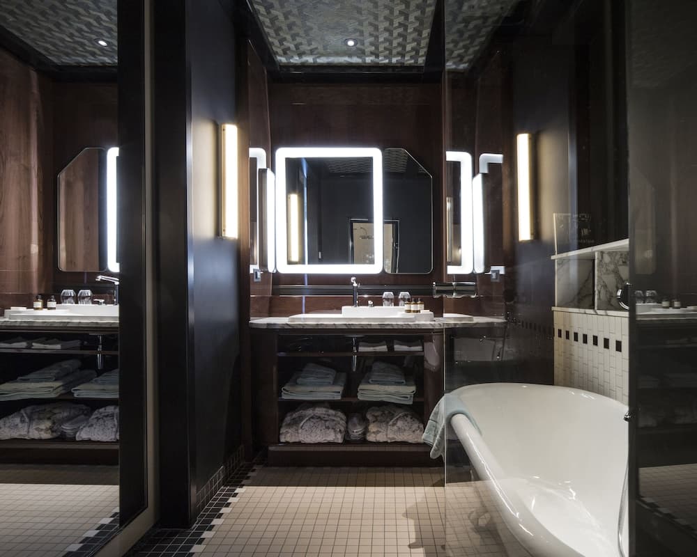Les Bains Paris — 2