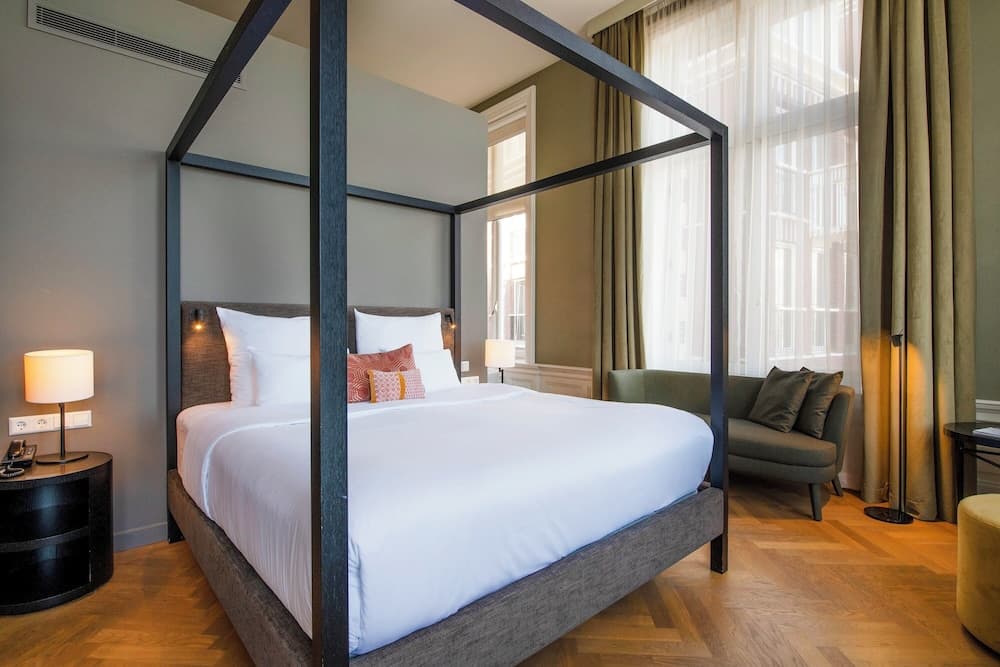 Pestana Amsterdam Flussufer — 21