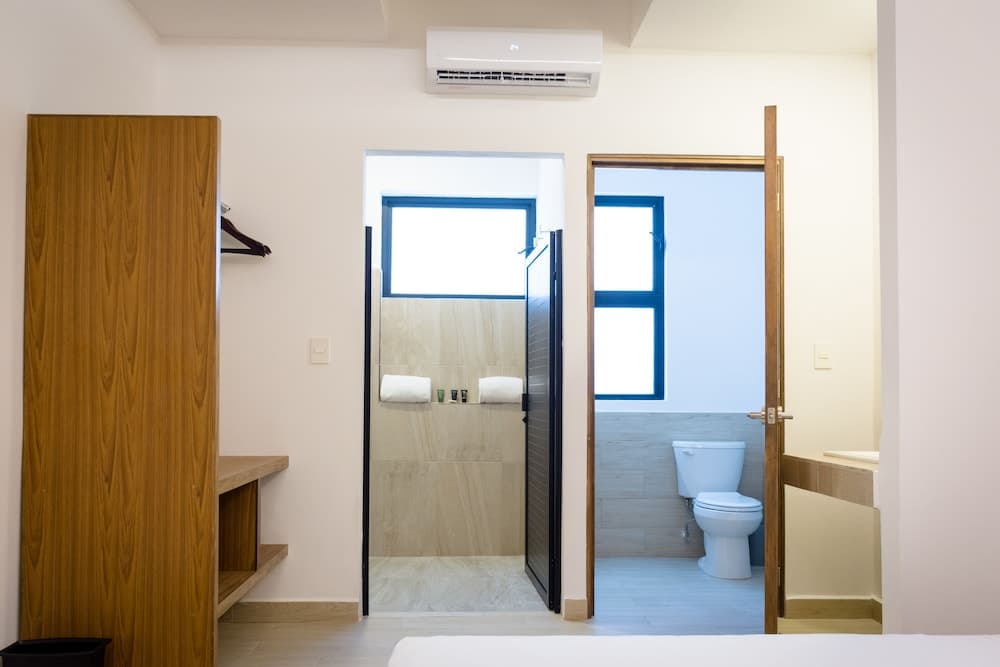 Nomads Party Hotel & Hostal — 20