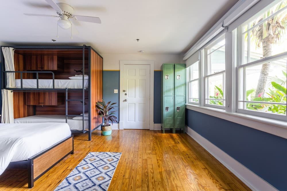 Miami River Inn By Renzzi — 7