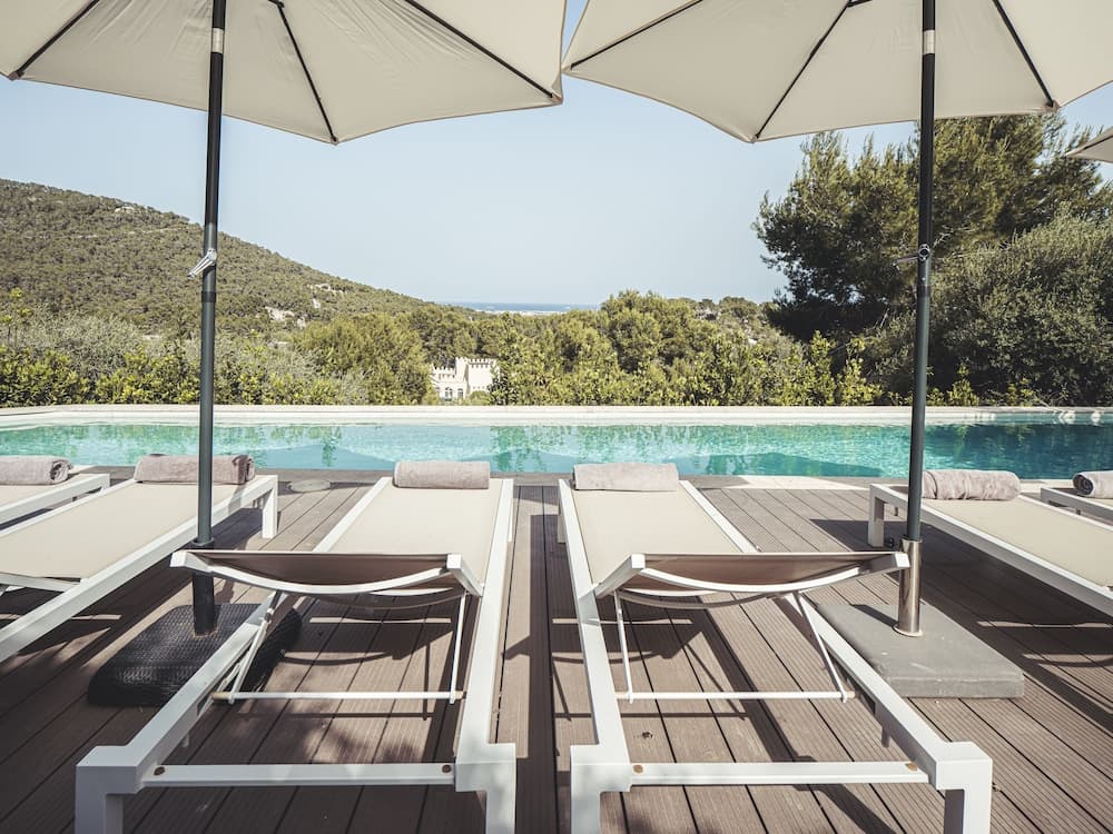 KM4 Ibiza — 4