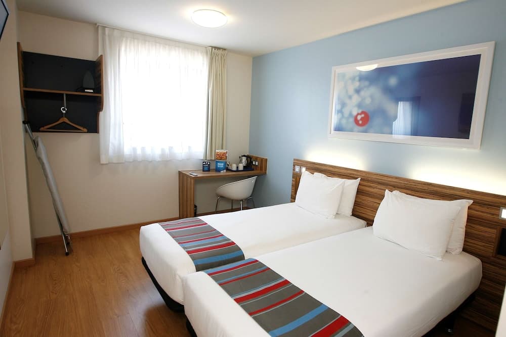 Travelodge Barcelona Poblenou — 26
