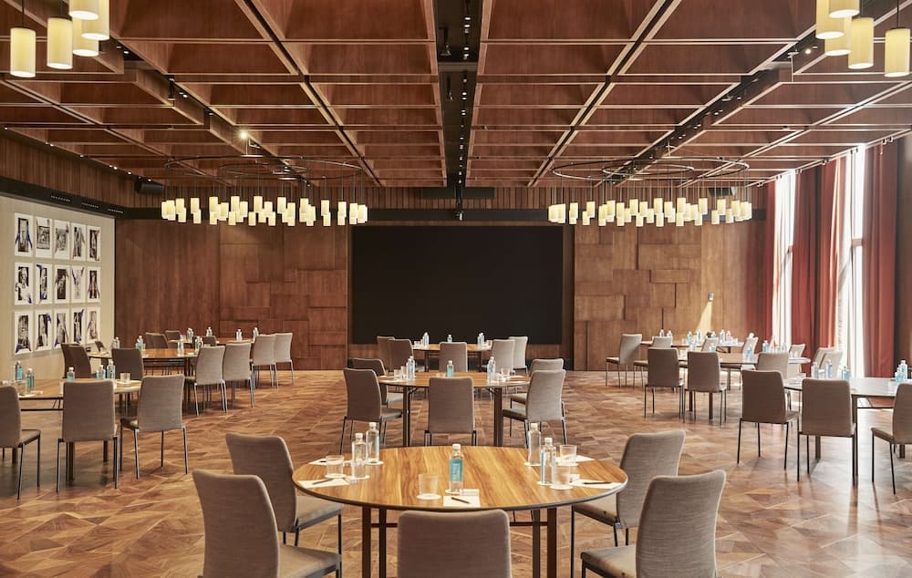 Thompson Madrid, by Hyatt — 15