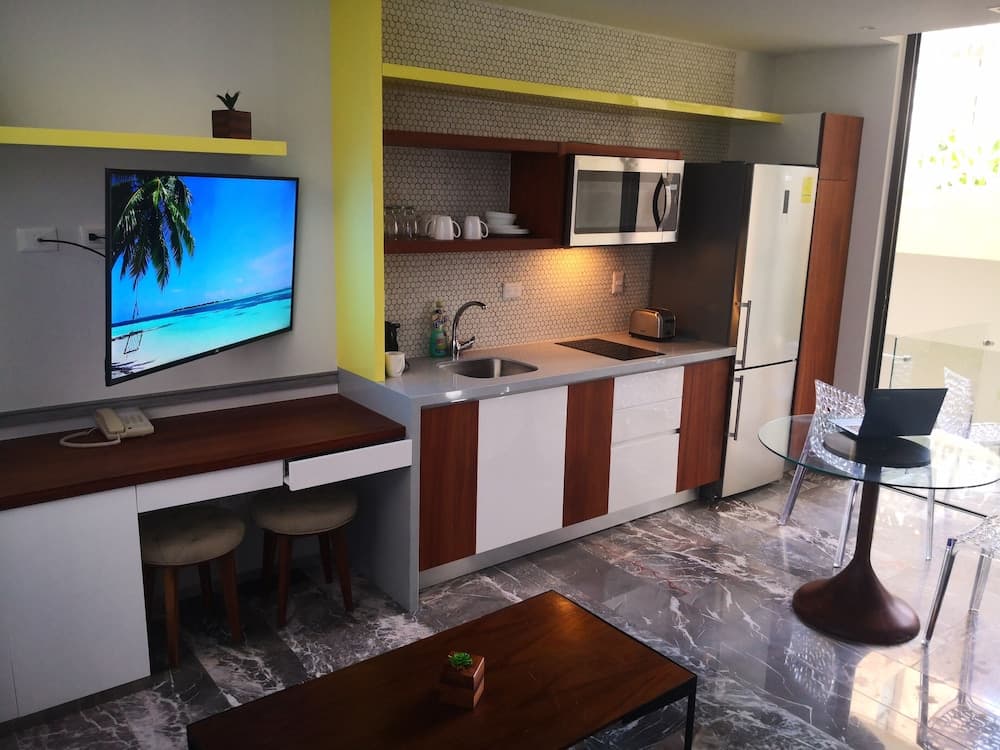 Singular Joy Vacation Rentals — 4