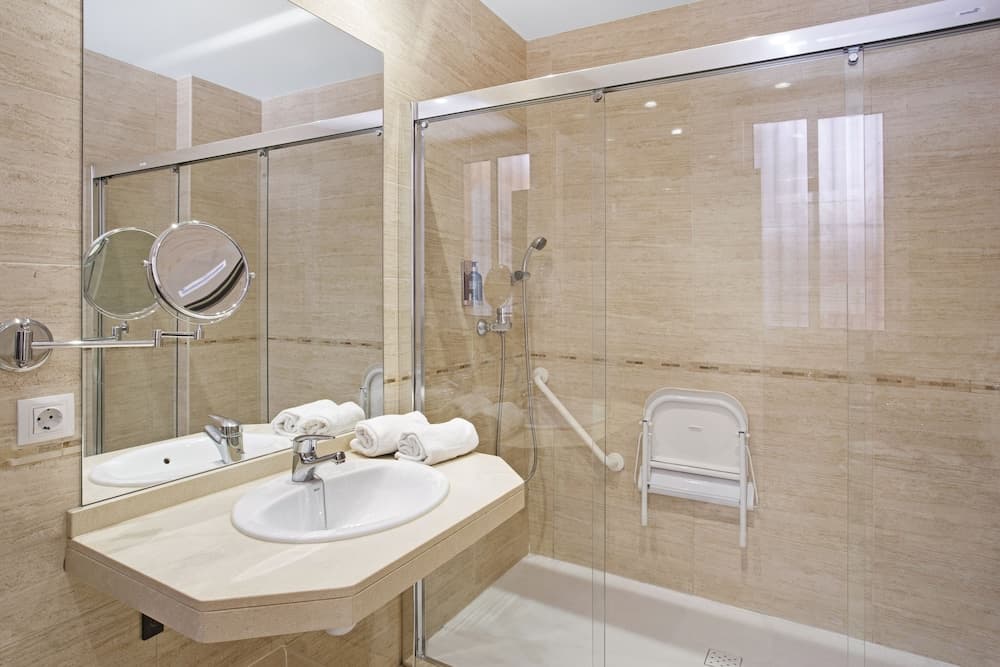 Apartamentos Metrópolis Sevilla — 3