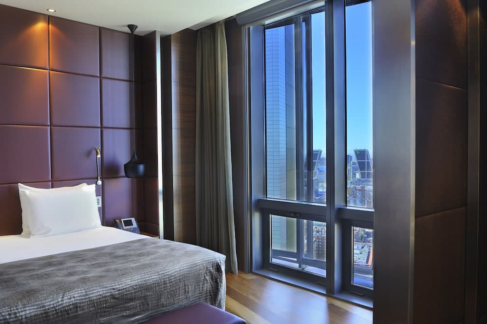 Eurostars Madrid Tower — 9