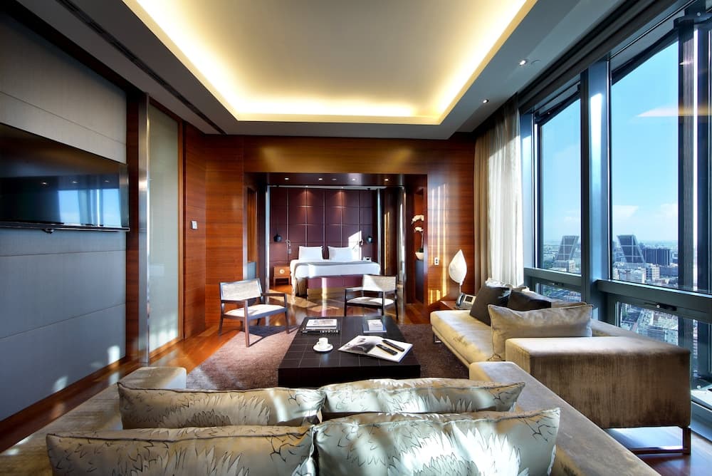 Eurostars Madrid Tower — 9