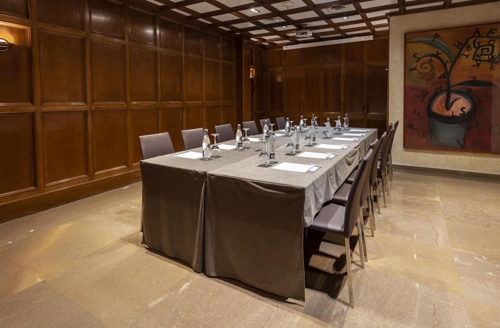 Hotel Derby Barcelona — 14