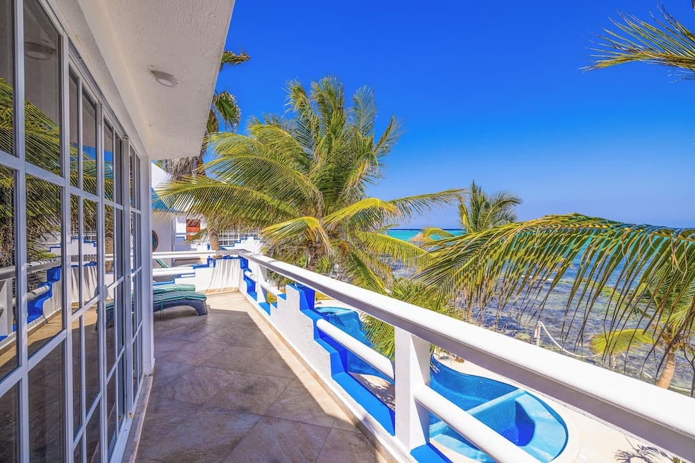 Casa Cenote Hotel — 12